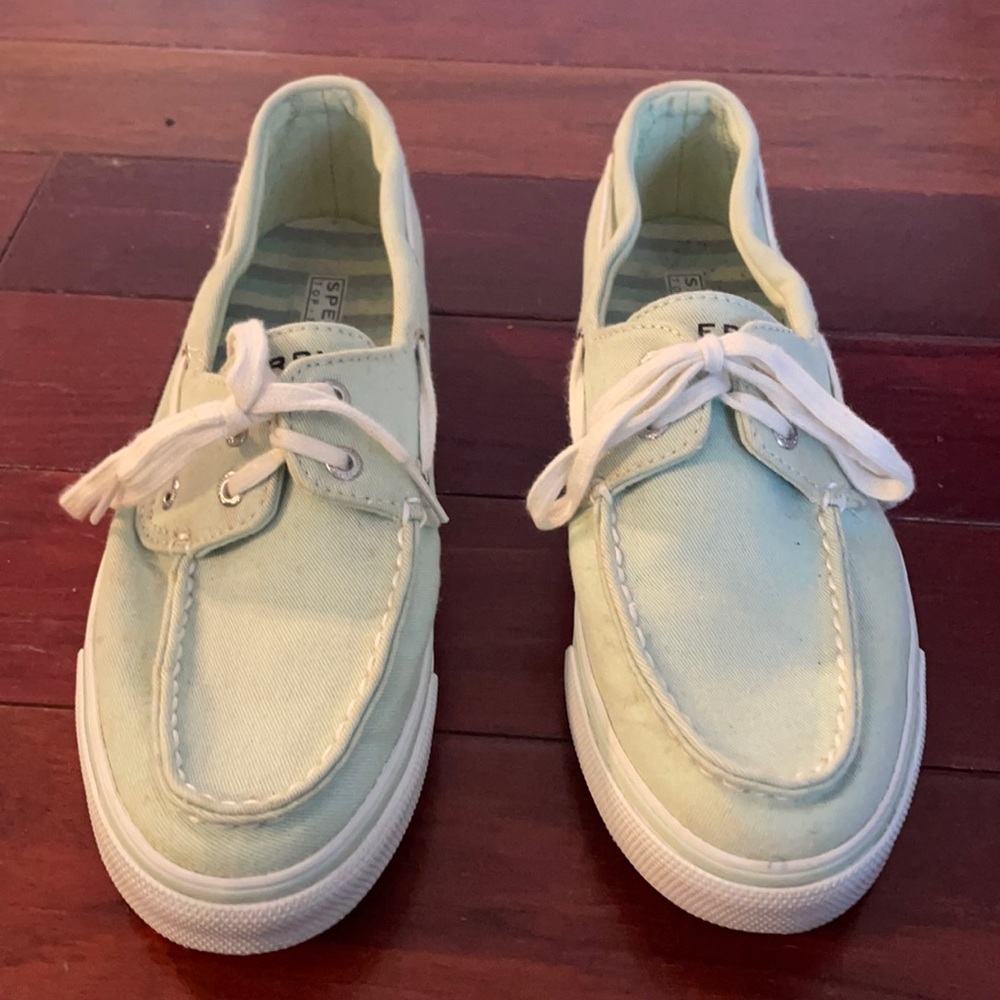 Sperry Topsider boat shoes